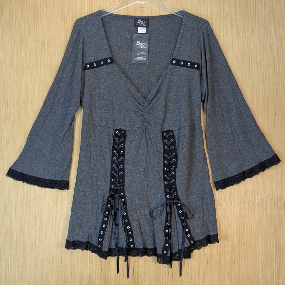Womens 3X Gray Corset Lace Up Bell Sleeve Whimsygoth Renaissance Steampunk Top